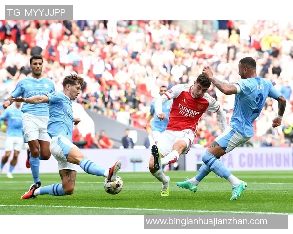 足球明星大头照片大集合展现球场魅力与风采的精彩瞬间